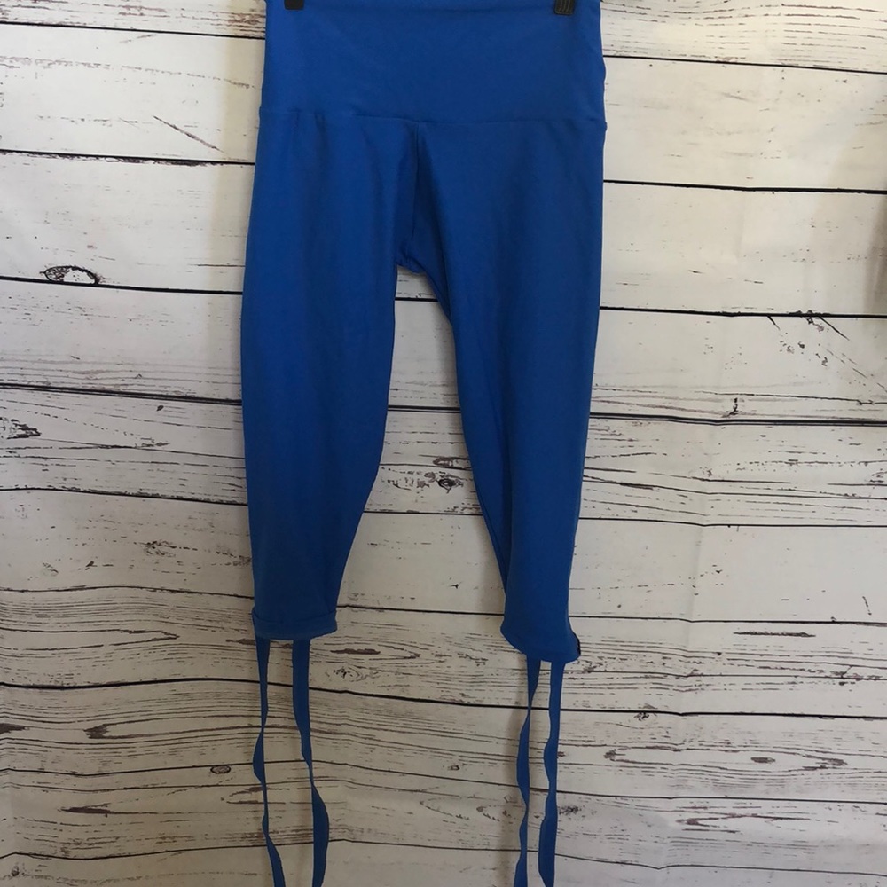 Greater than Sports blue tie cuff‎ yoga pants